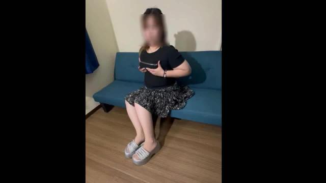 小柄で愛嬌抜群の奥様